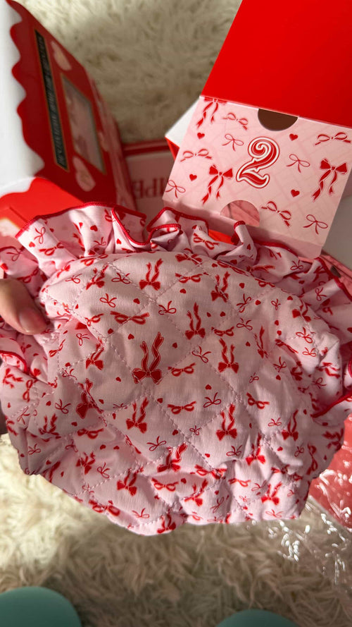 P.Louise Advent Calendar Day 2 – Quilted Makeup Bag / Beauty Pouch